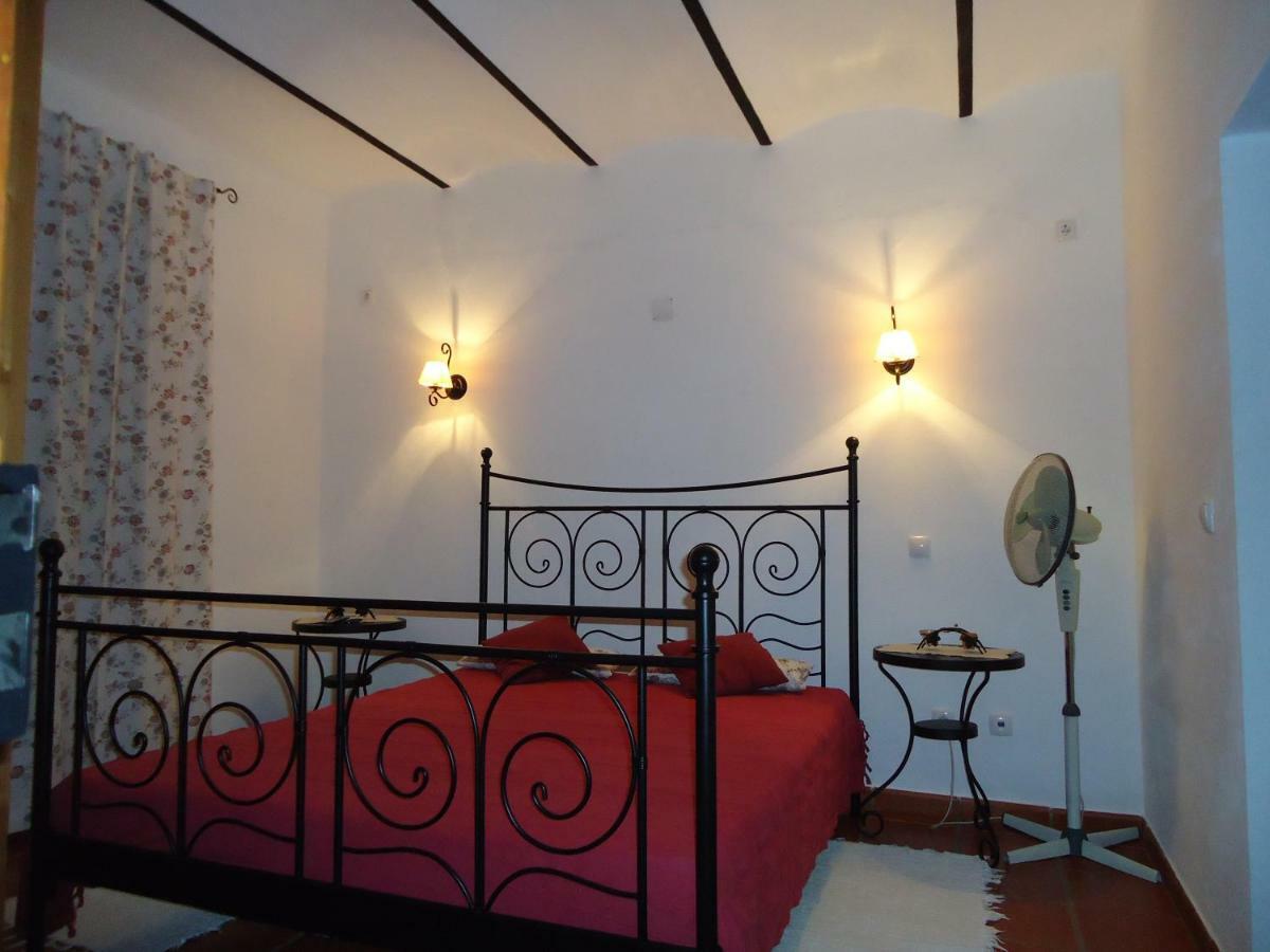 Monte Da Avo Chica Hotell Monsaraz Exteriör bild