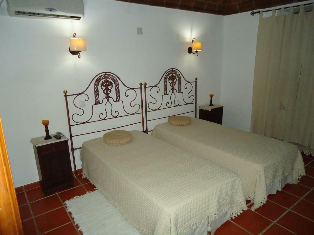Monte Da Avo Chica Hotell Monsaraz Exteriör bild